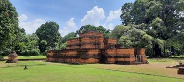 Legislator Advocates for Sustainable Tourism Over Mining
